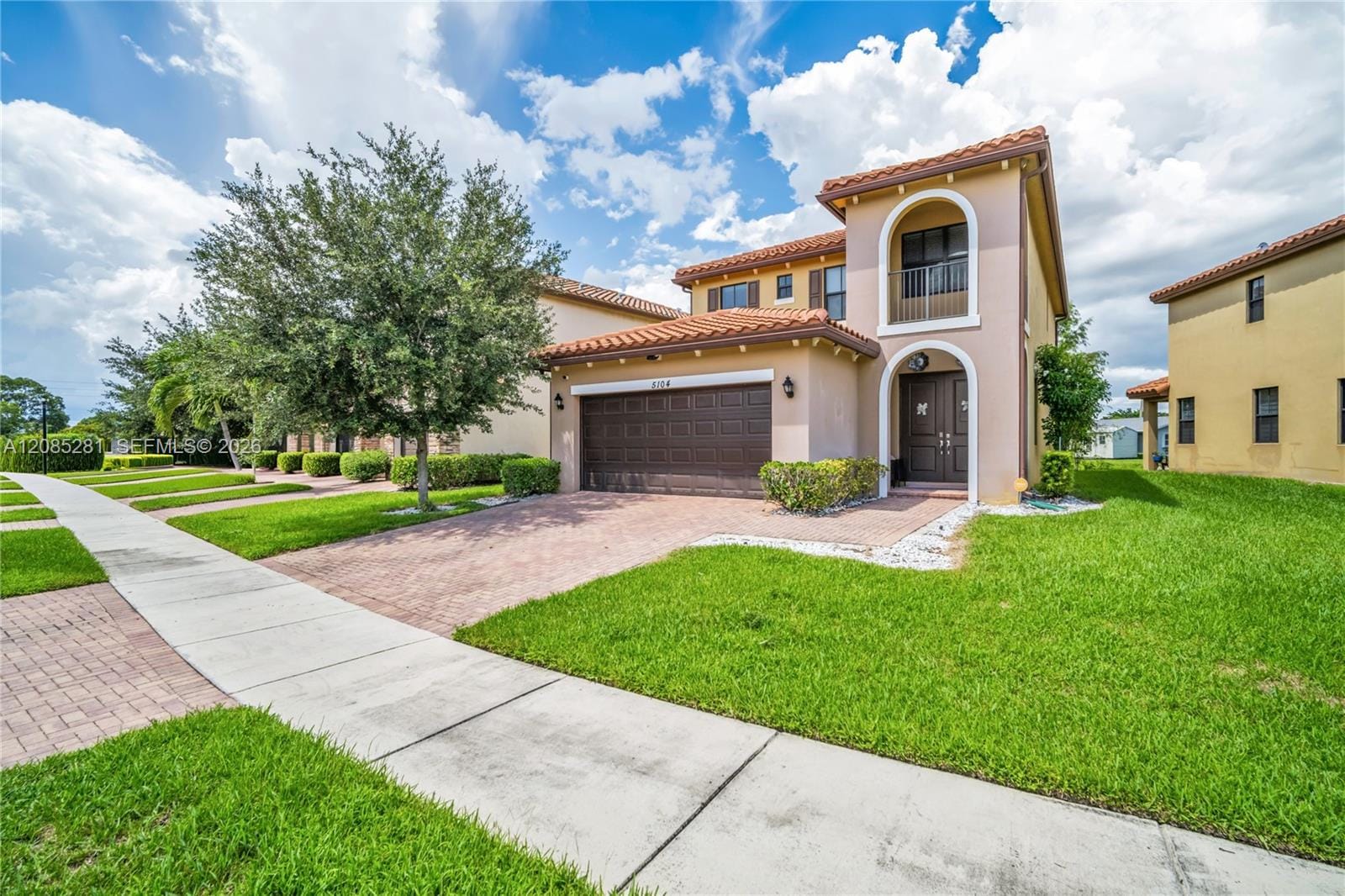 5104 NW 47th Street — photo 3