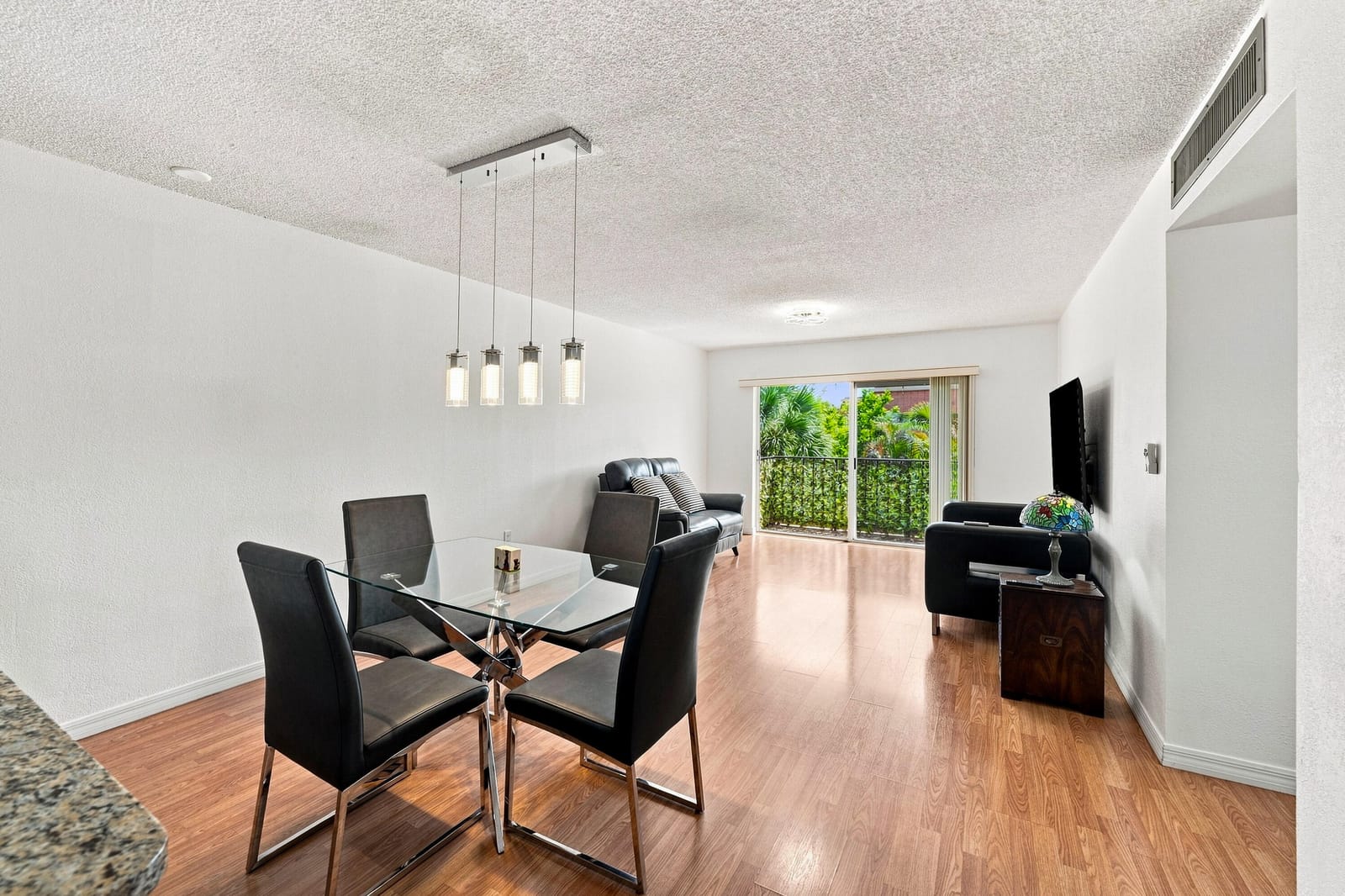 805 W Oakland Park Boulevard — photo 6