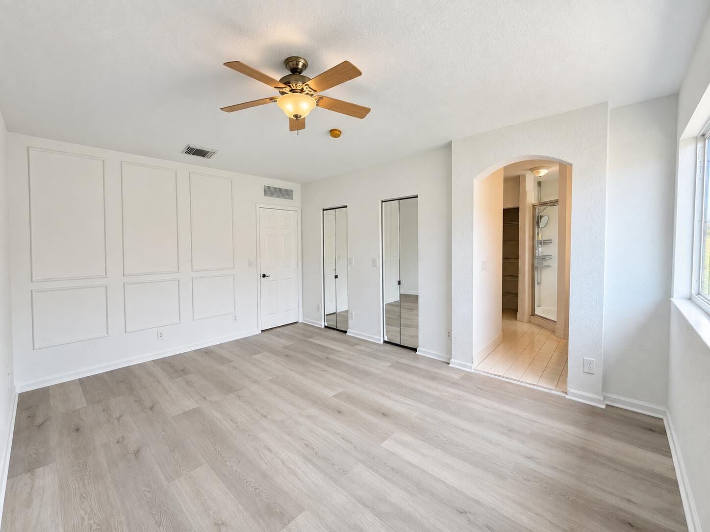 2145 Oakmont Drive, Riviera Beach, FL 33404 photo 6