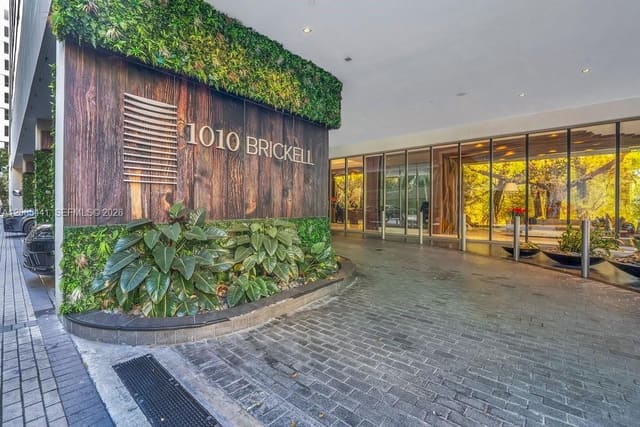 1010 Brickell Avenue 1810, 1010 Brickell, Miami, FL