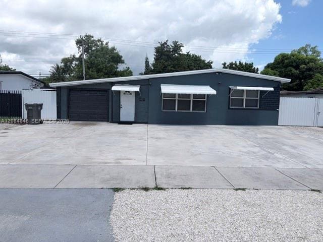 3611 SW 40th Street, West Park, FL 33023