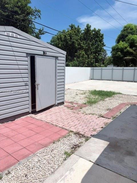 3611 SW 40th Street, West Park, FL 33023 photo 7