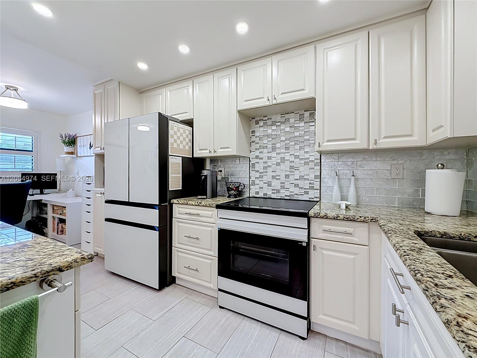 7547 NW 79th Avenue 312 — photo 3