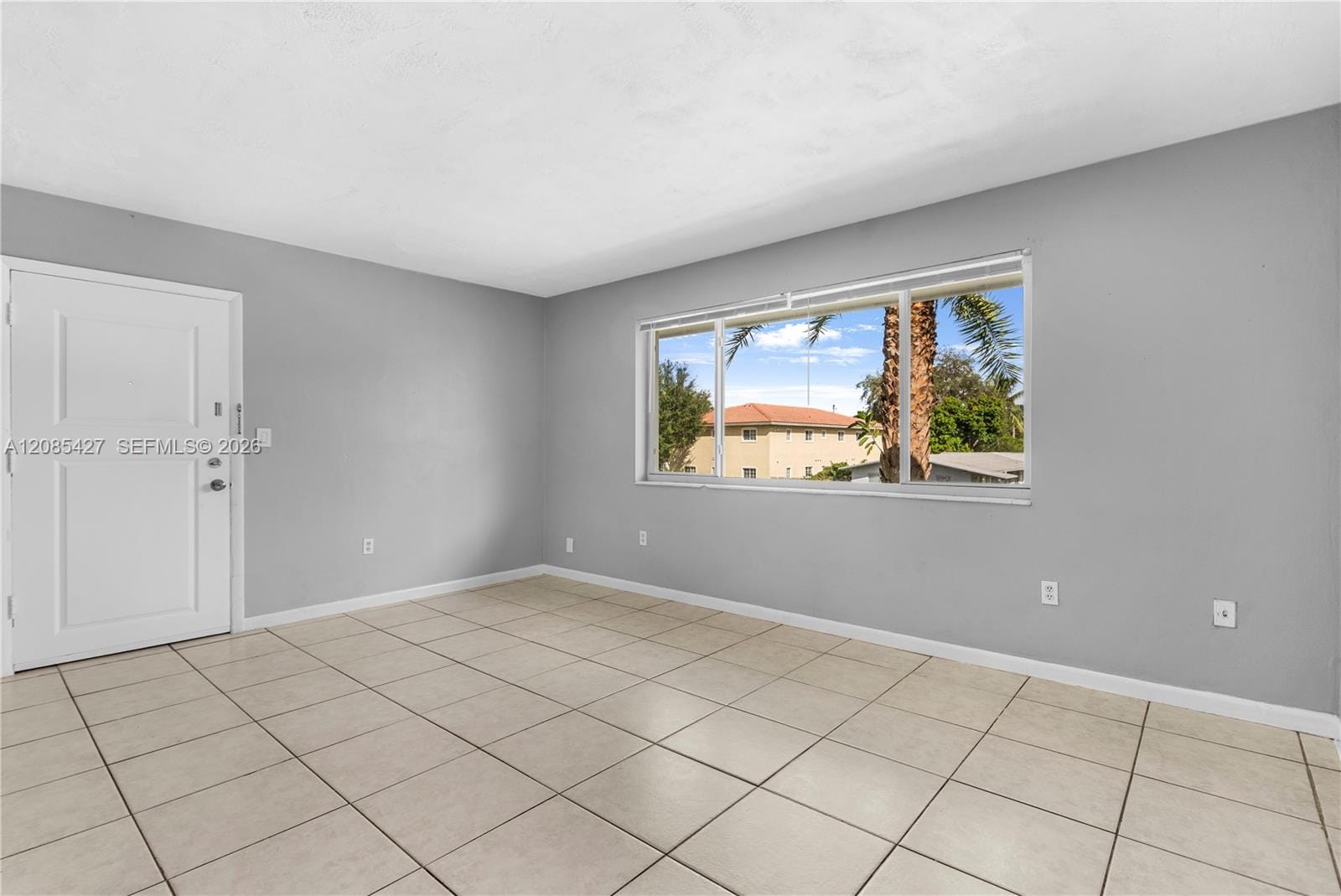 2040 NE 170th Street 10 — photo 10