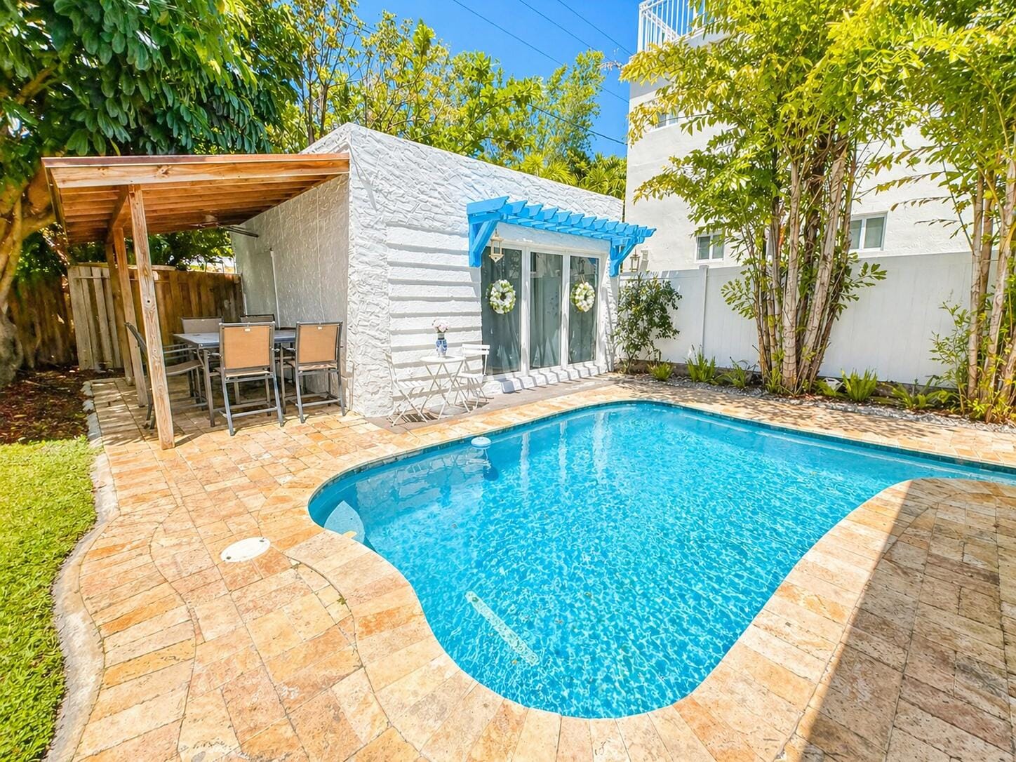 1415 NE 4th Place, Fort Lauderdale, FL 33301 photo 2