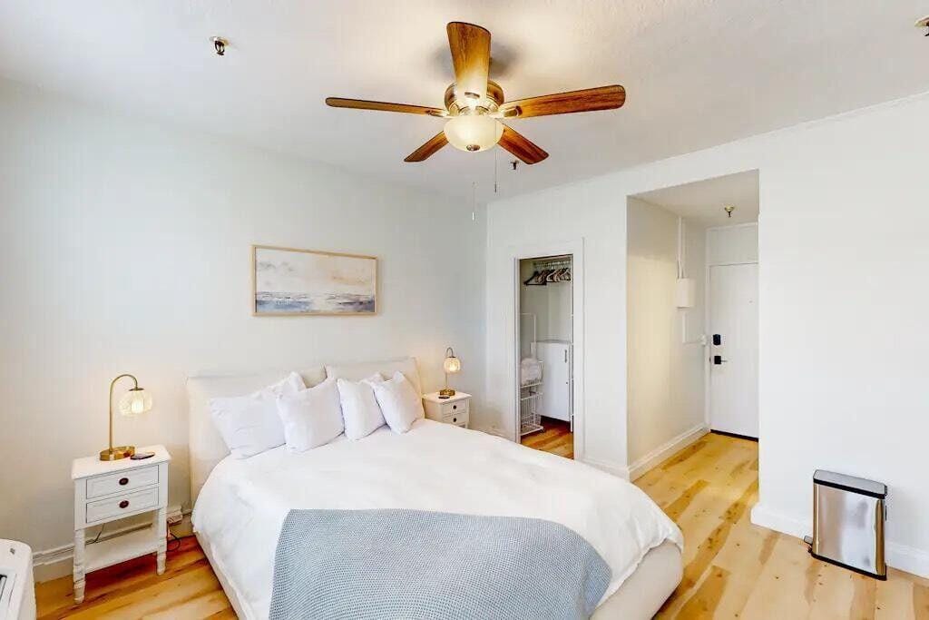 235 Sunrise Avenue 3215, Palm Beach, FL 33480 photo 1