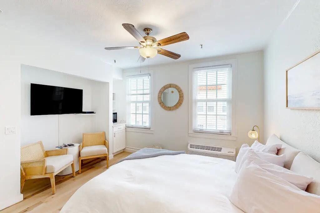 235 Sunrise Avenue 3215, Palm Beach, FL 33480 photo 3