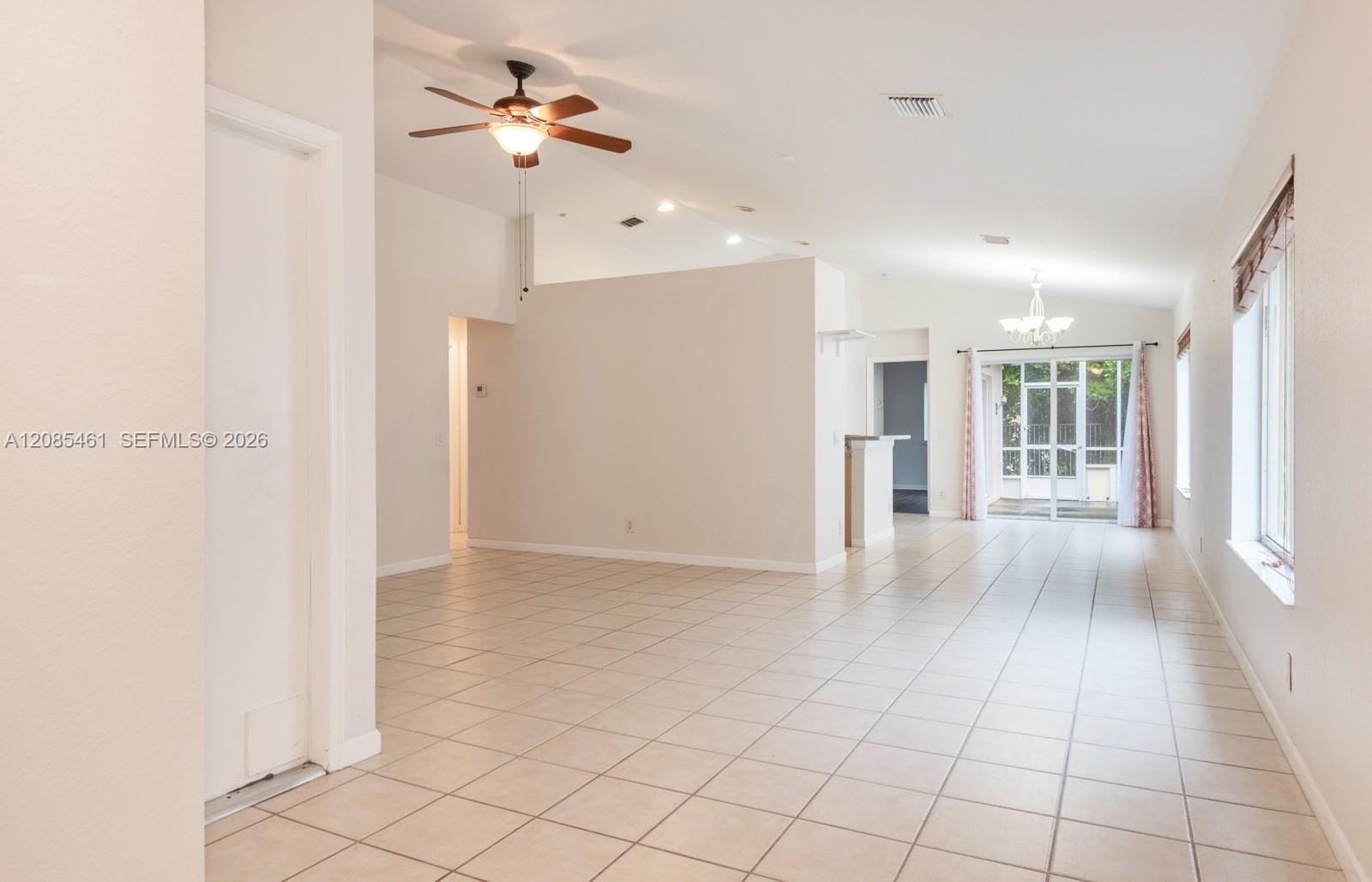 1211 Golden Cane Drive — photo 2