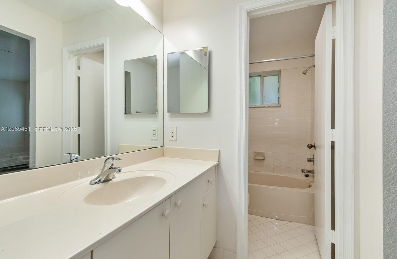 1211 Golden Cane Drive, Weston, FL 33327 photo 14