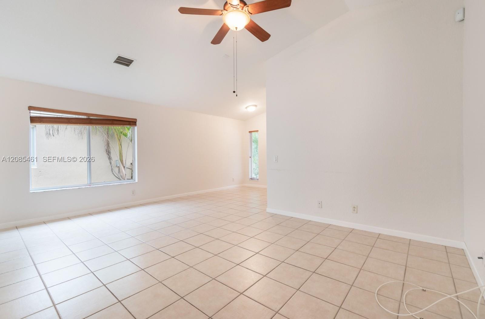 1211 Golden Cane Drive — photo 4