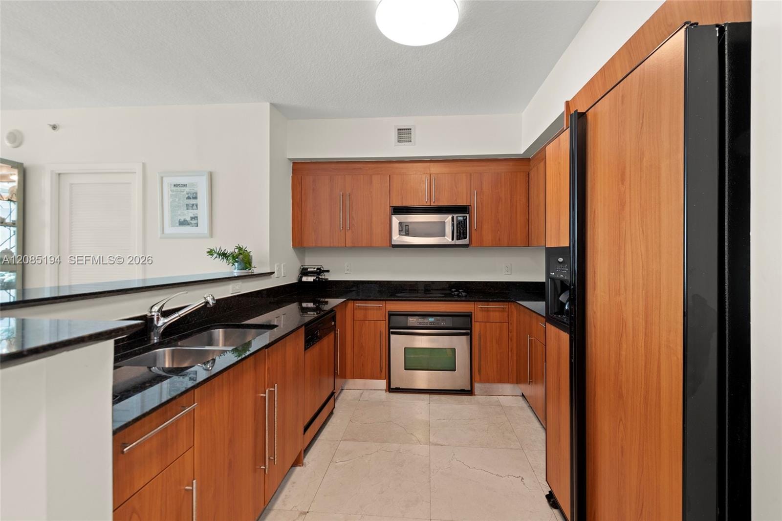 335 S Biscayne Boulevard 1801 — photo 5