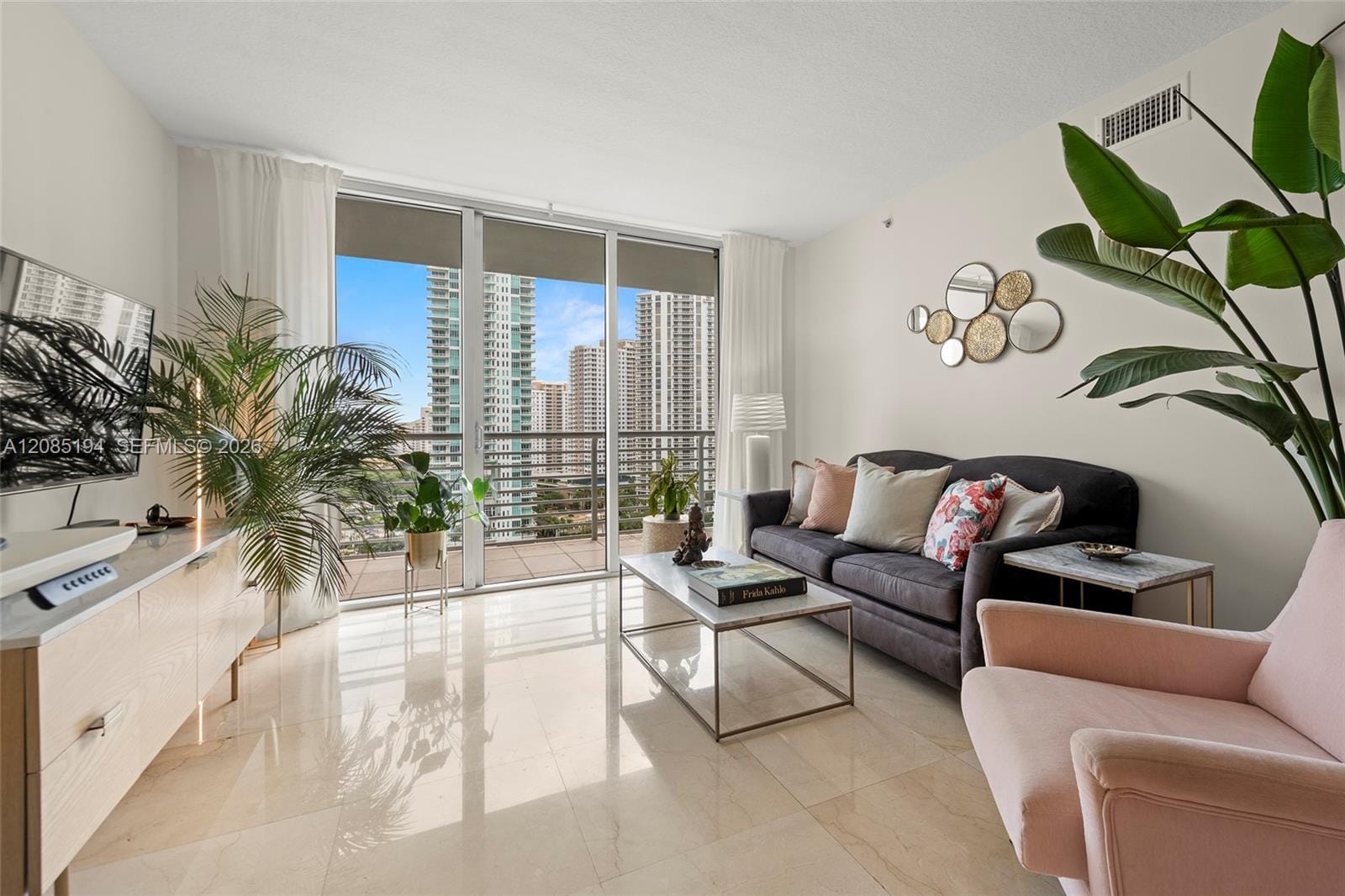 335 S Biscayne Boulevard 1801 — photo 8