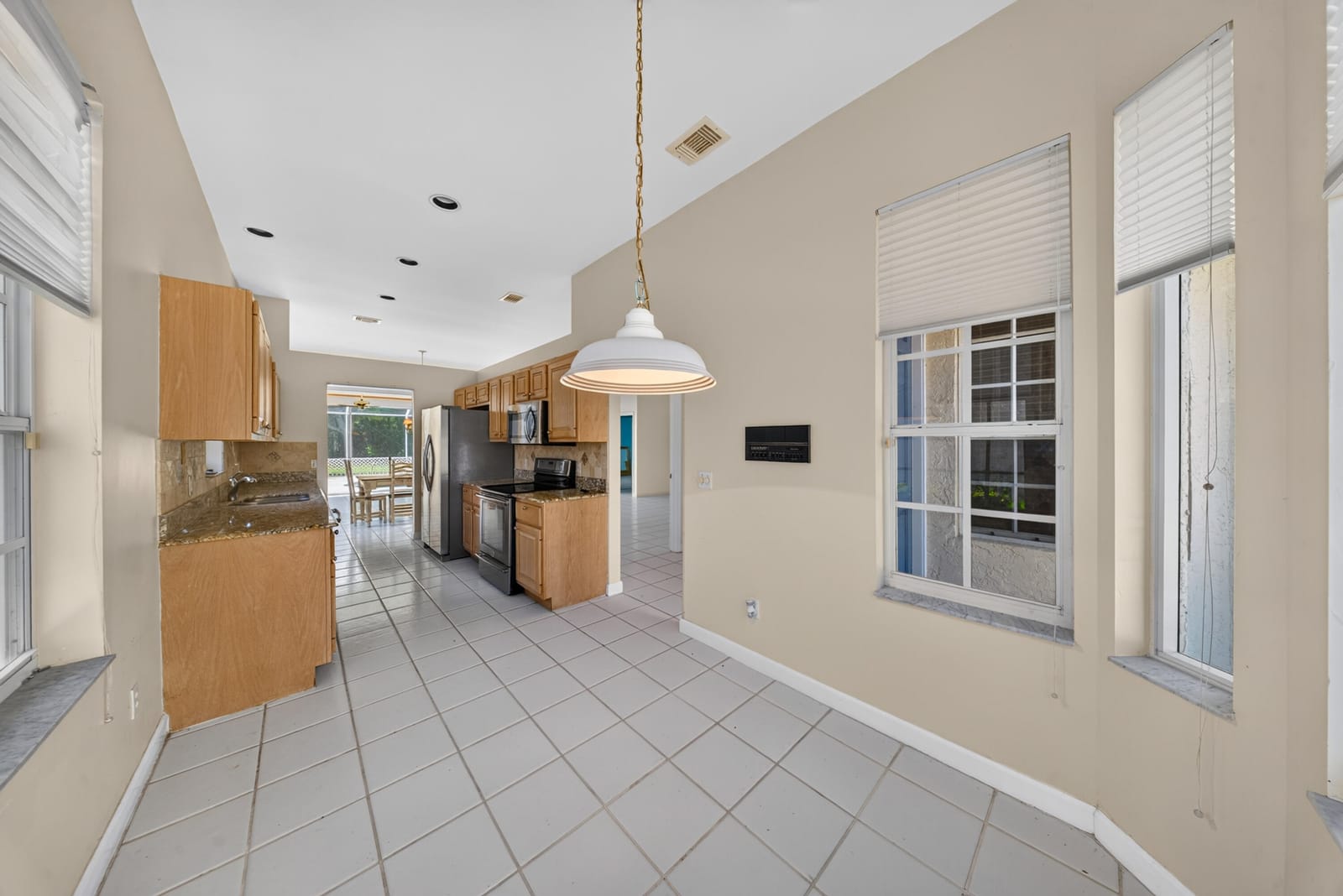 9437 POINCIANA Court — photo 5