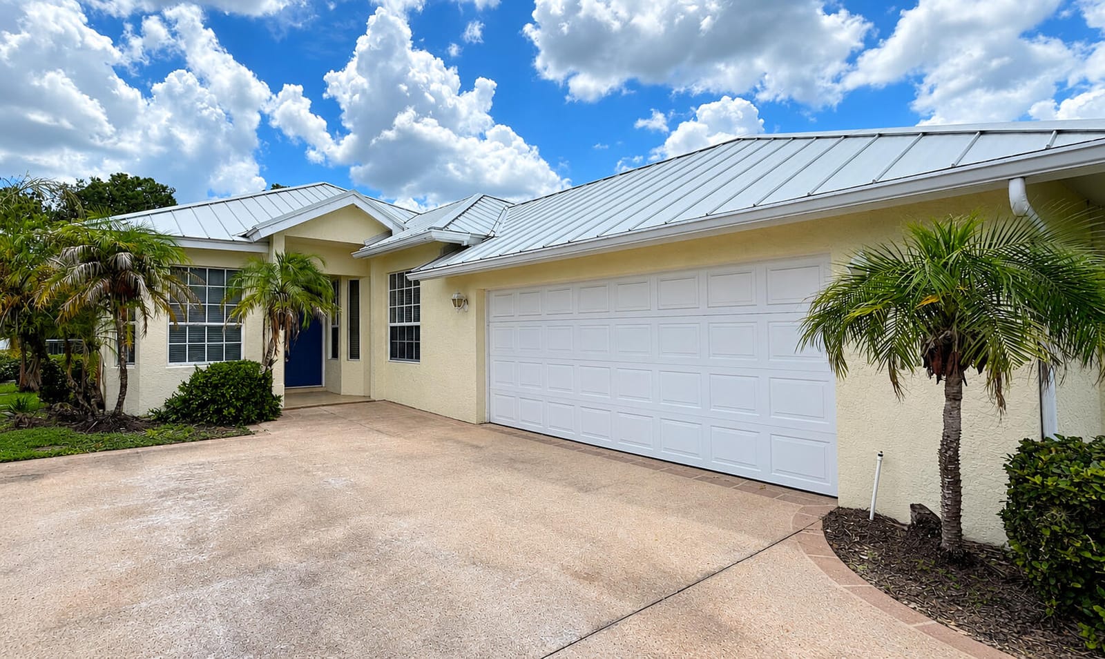 9437 POINCIANA Court