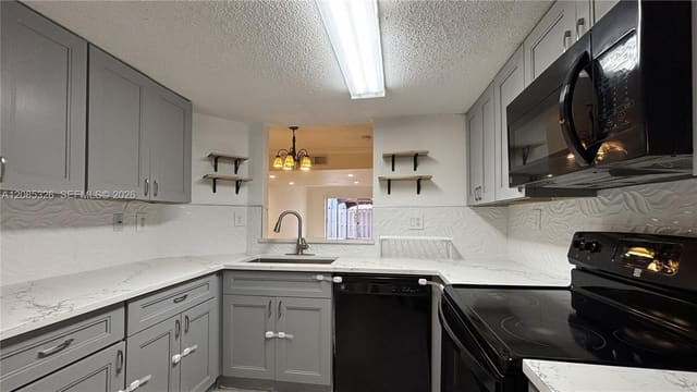 1186 NW 123rd Court 109, Miami, FL 33182