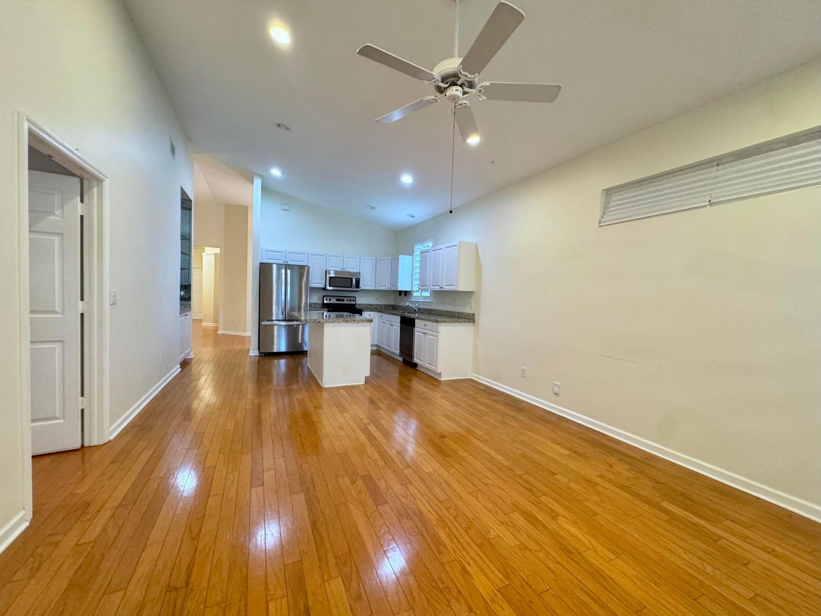 1464 SE Tidewater Place — photo 10