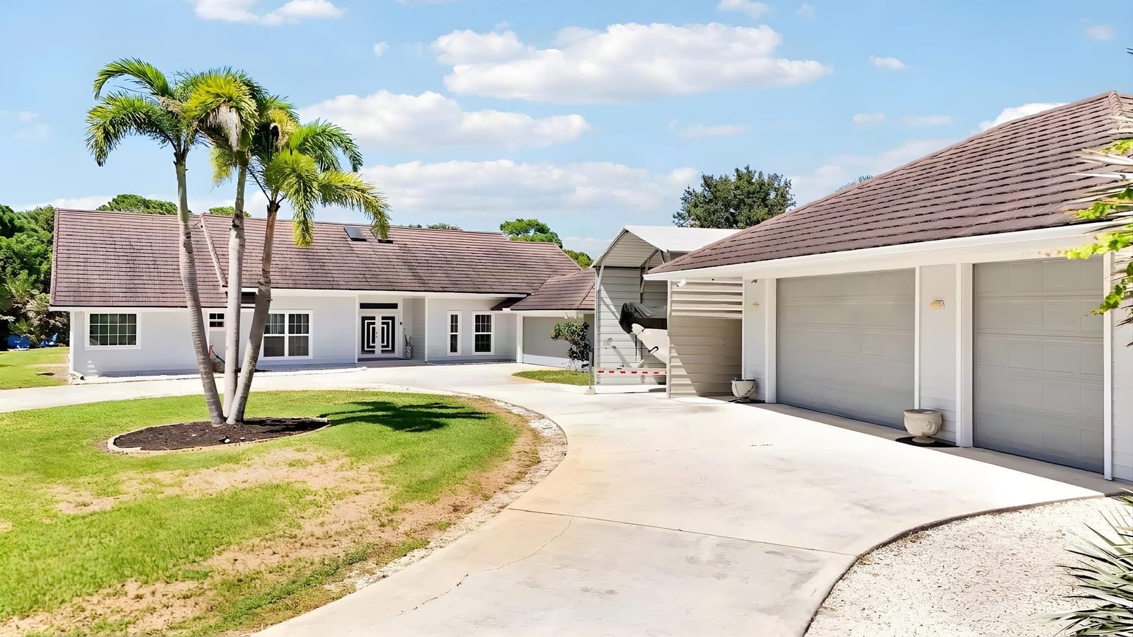 815 N E Stokes Terrace, Jensen Beach, FL 34957 photo 2