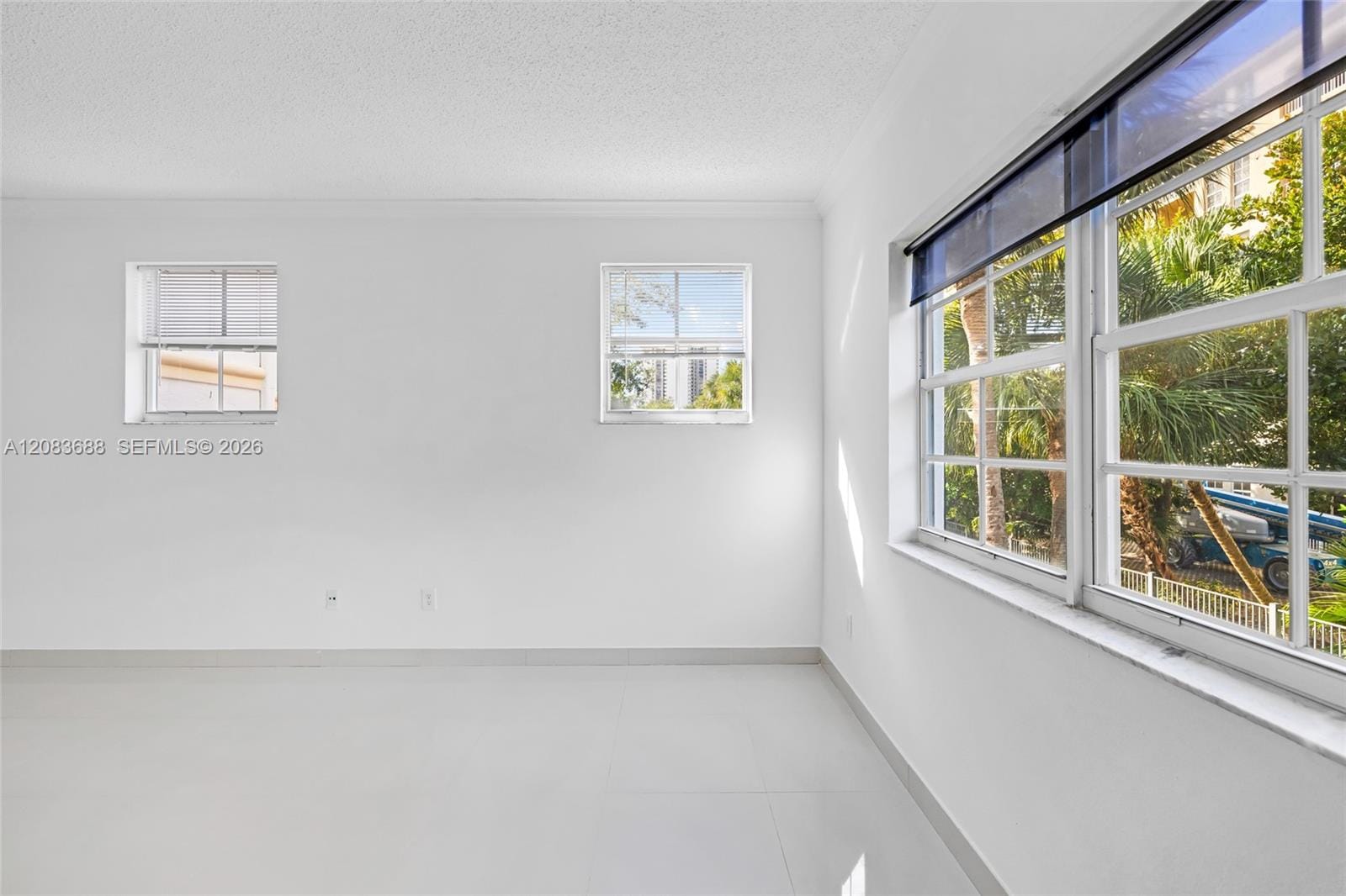 3125 NE 184th Street 1201 — photo 10