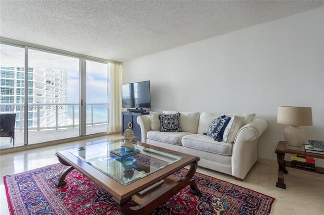 16711 N Collins Avenue 1704, Sunny Isles Beach, FL 33160