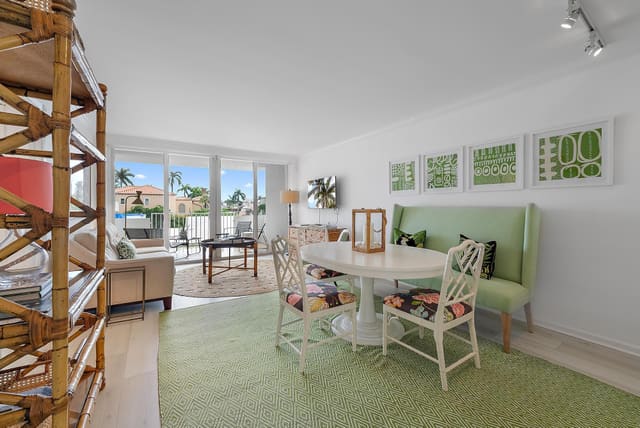 401 Peruvian Avenue 303, Palm Beach, FL 33480