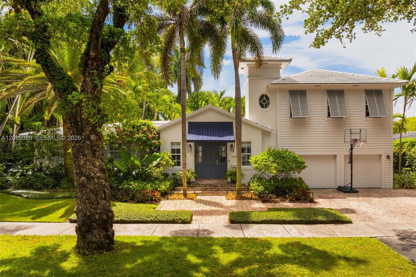 444 Bargello Avenue — photo 1