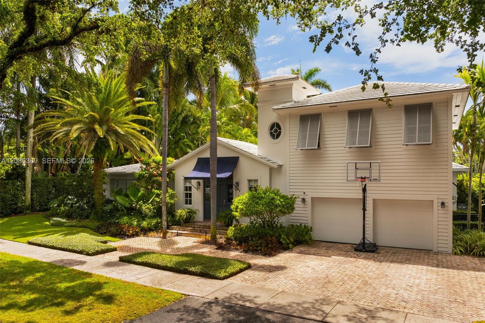 444 Bargello Avenue — photo 2