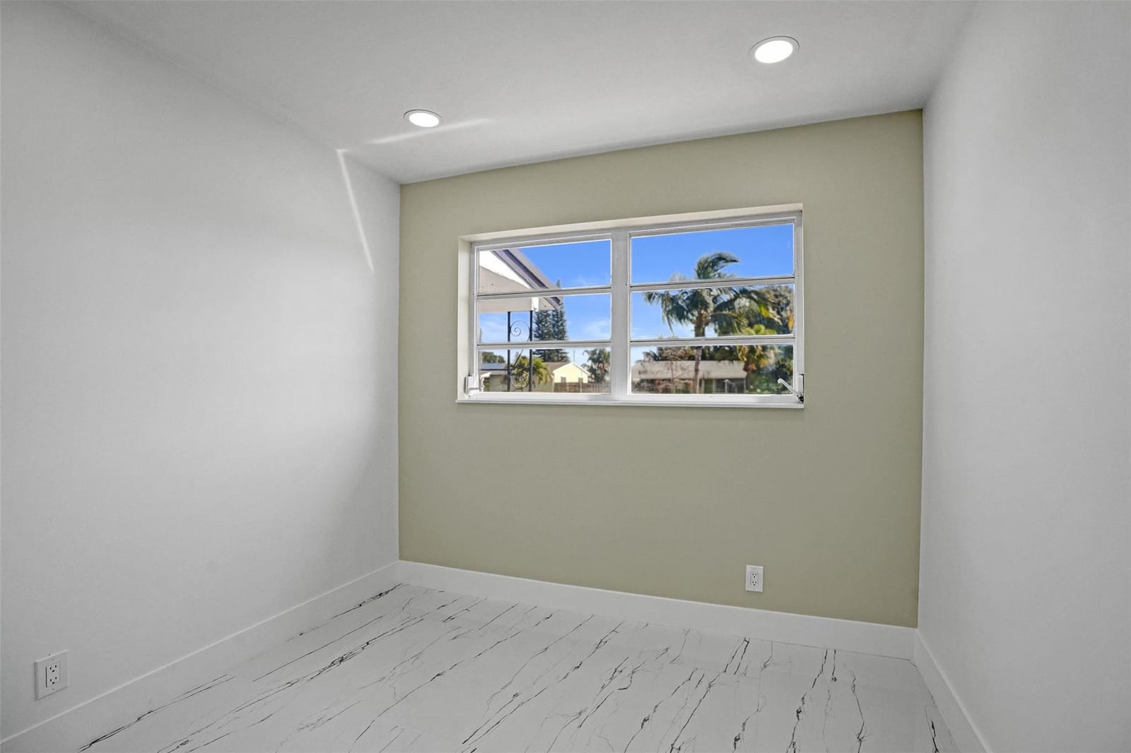 1437 SW 1ST Avenue, Deerfield Beach, FL 33441 photo 19