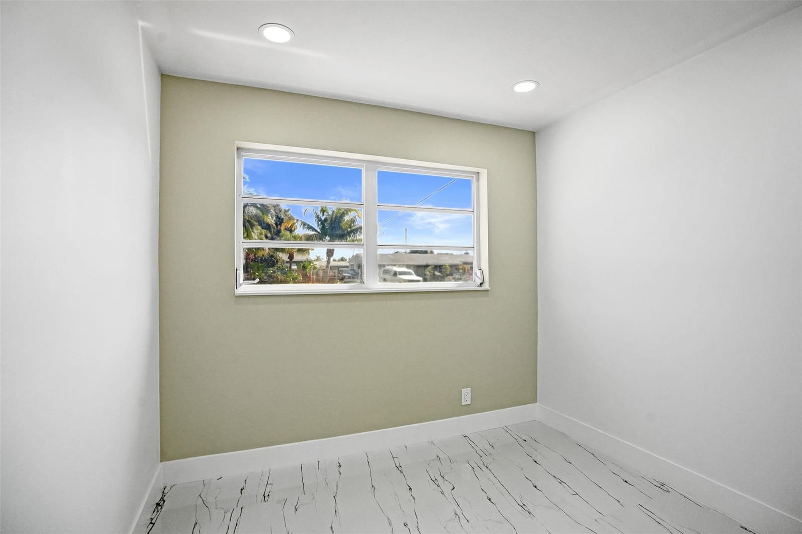 1437 SW 1ST Avenue, Deerfield Beach, FL 33441 photo 21