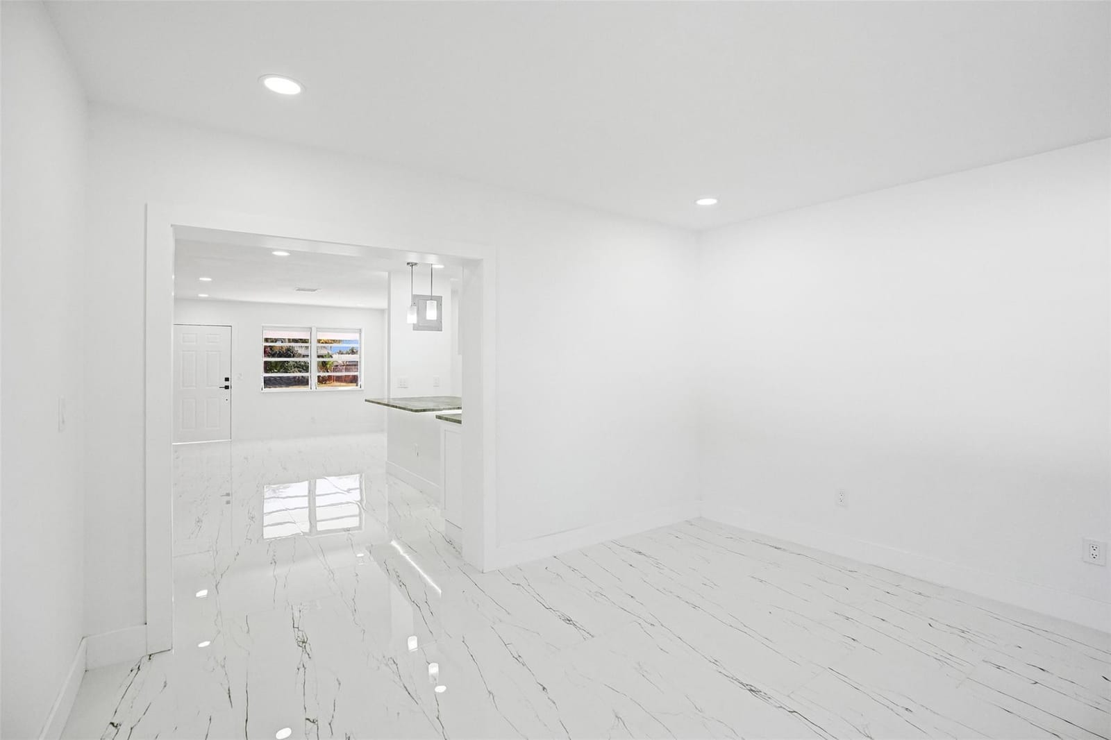 1437 SW 1ST Avenue, Deerfield Beach, FL 33441 photo 9