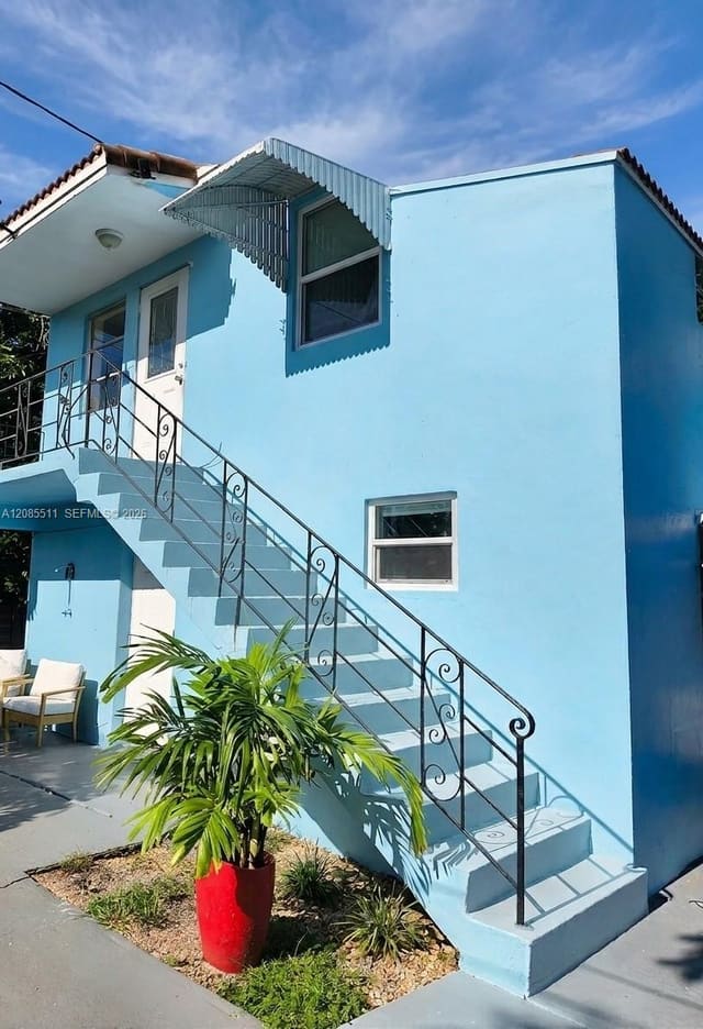 2463 Dewey Street 2, Hollywood, FL 33020