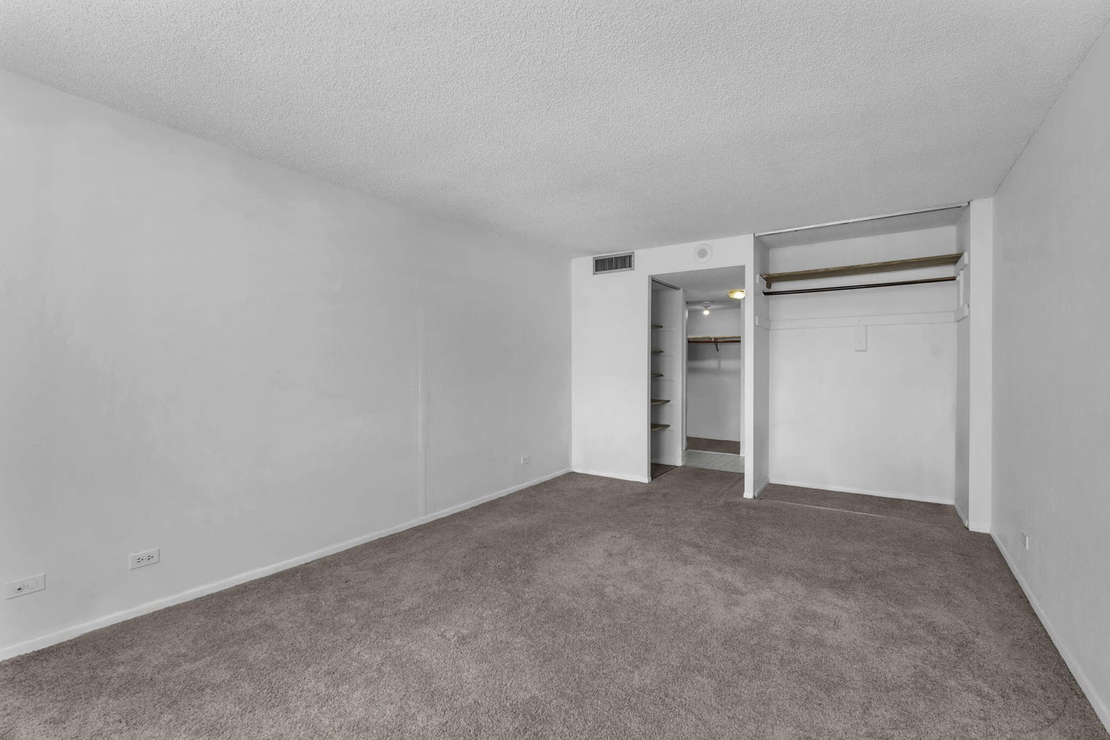 251 174th Street 714 — photo 11