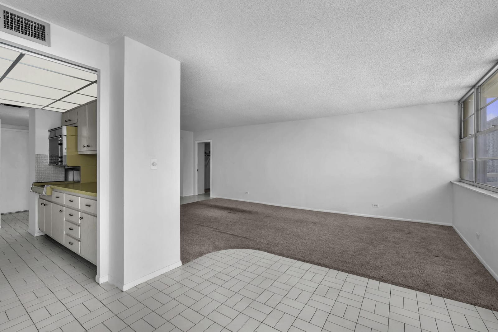 251 174th Street 714, Sunny Isles Beach, FL 33160 photo 16