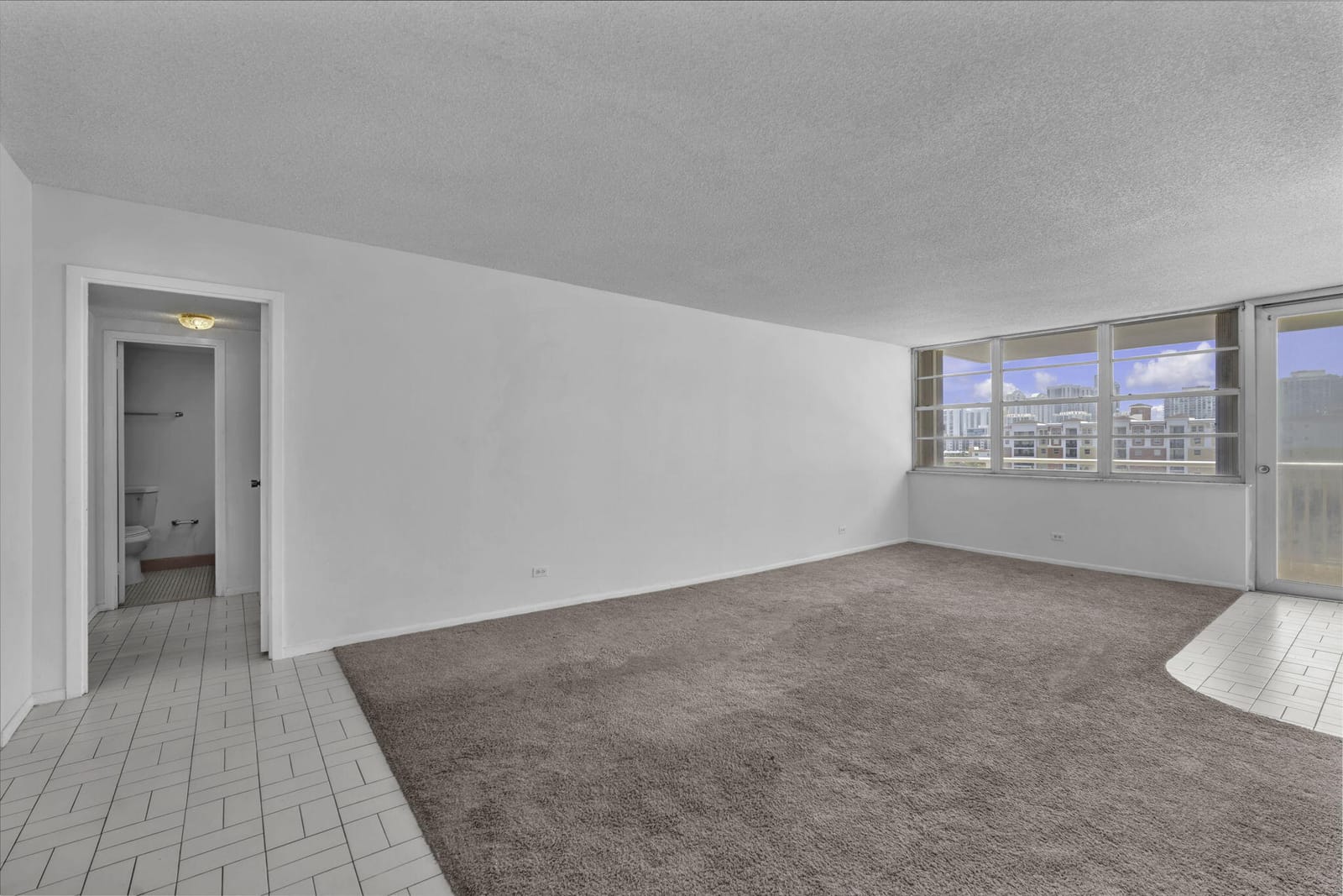 251 174th Street 714 — photo 9