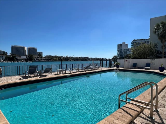 10101 E Bay Harbor Drive 301, Bay Harbor Islands, FL 33154