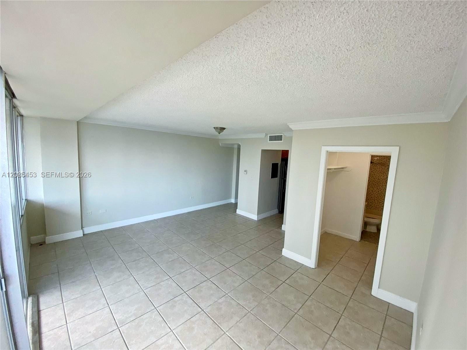 7545 E Treasure Drive 3I — photo 3