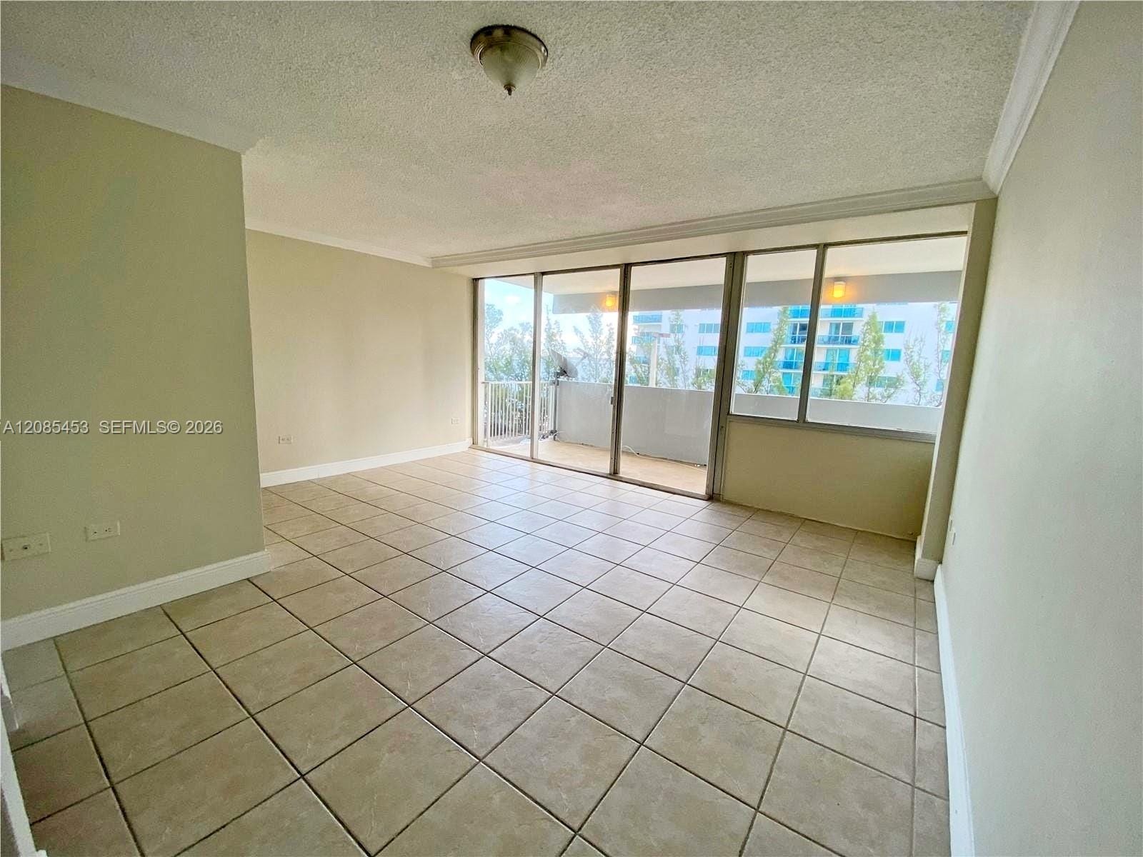 7545 E Treasure Drive 3I — photo 5