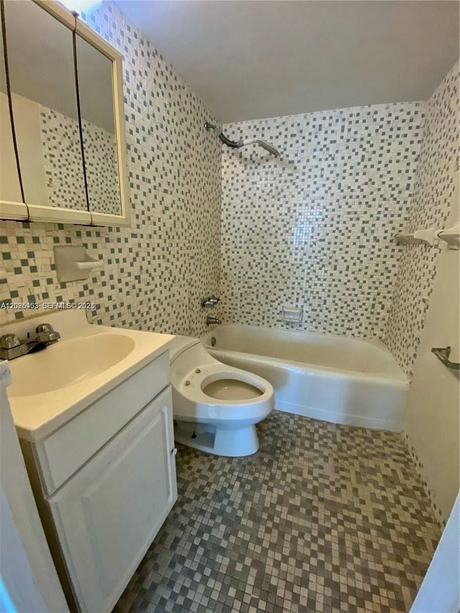7545 E Treasure Drive 3I — photo 8