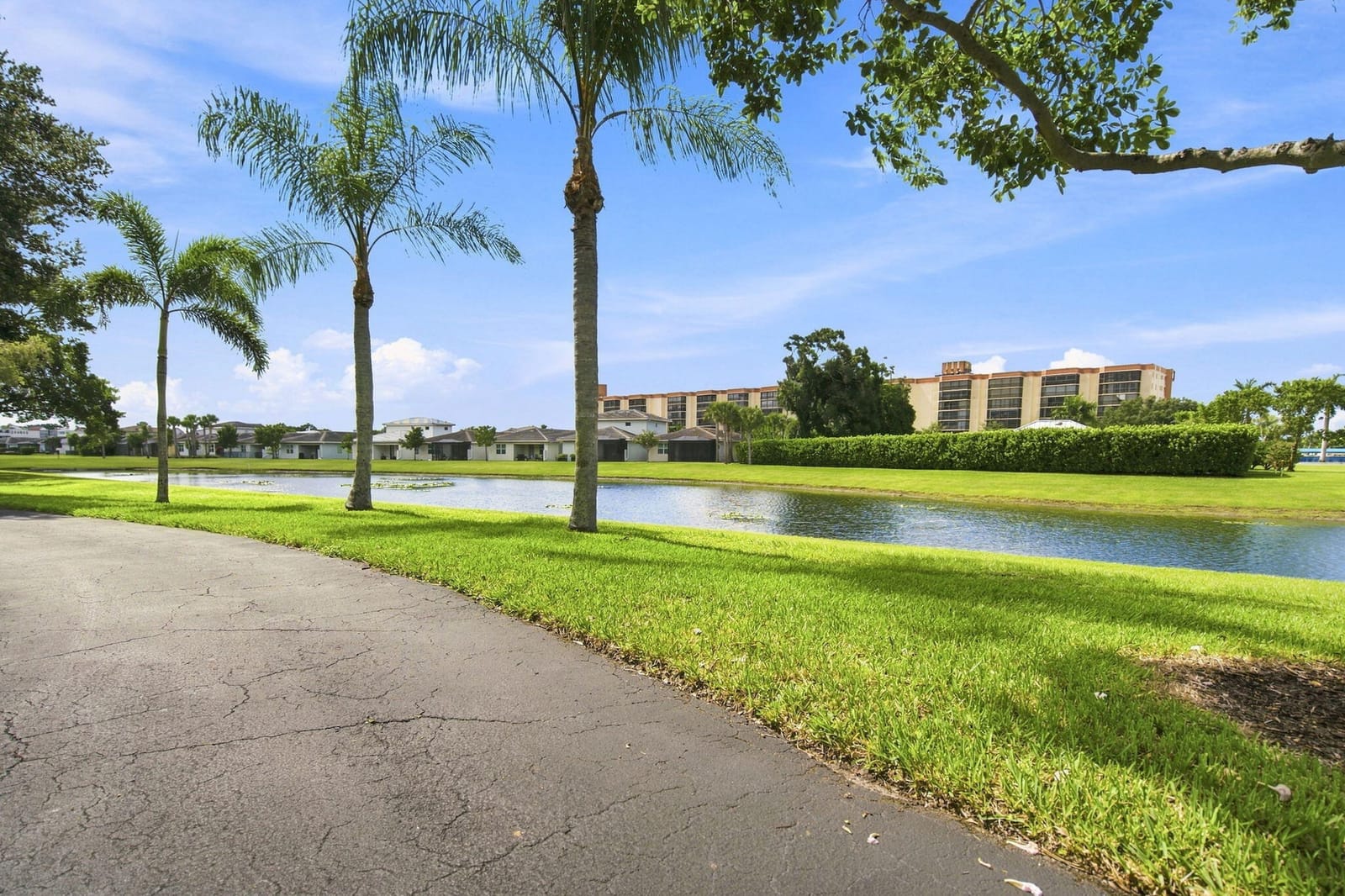 7290 Kinghurst Drive 403, Delray Beach, FL 33446 photo 30