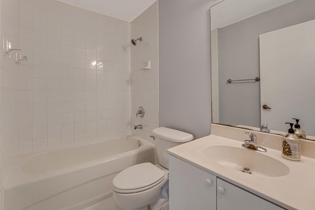 3810 N JOG Road 204, West Palm Beach, FL 33411 photo 20