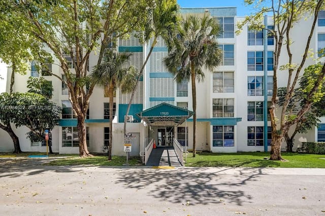 17620 Atlantic Boulevard 315, Sunny Isles Beach, FL 33160
