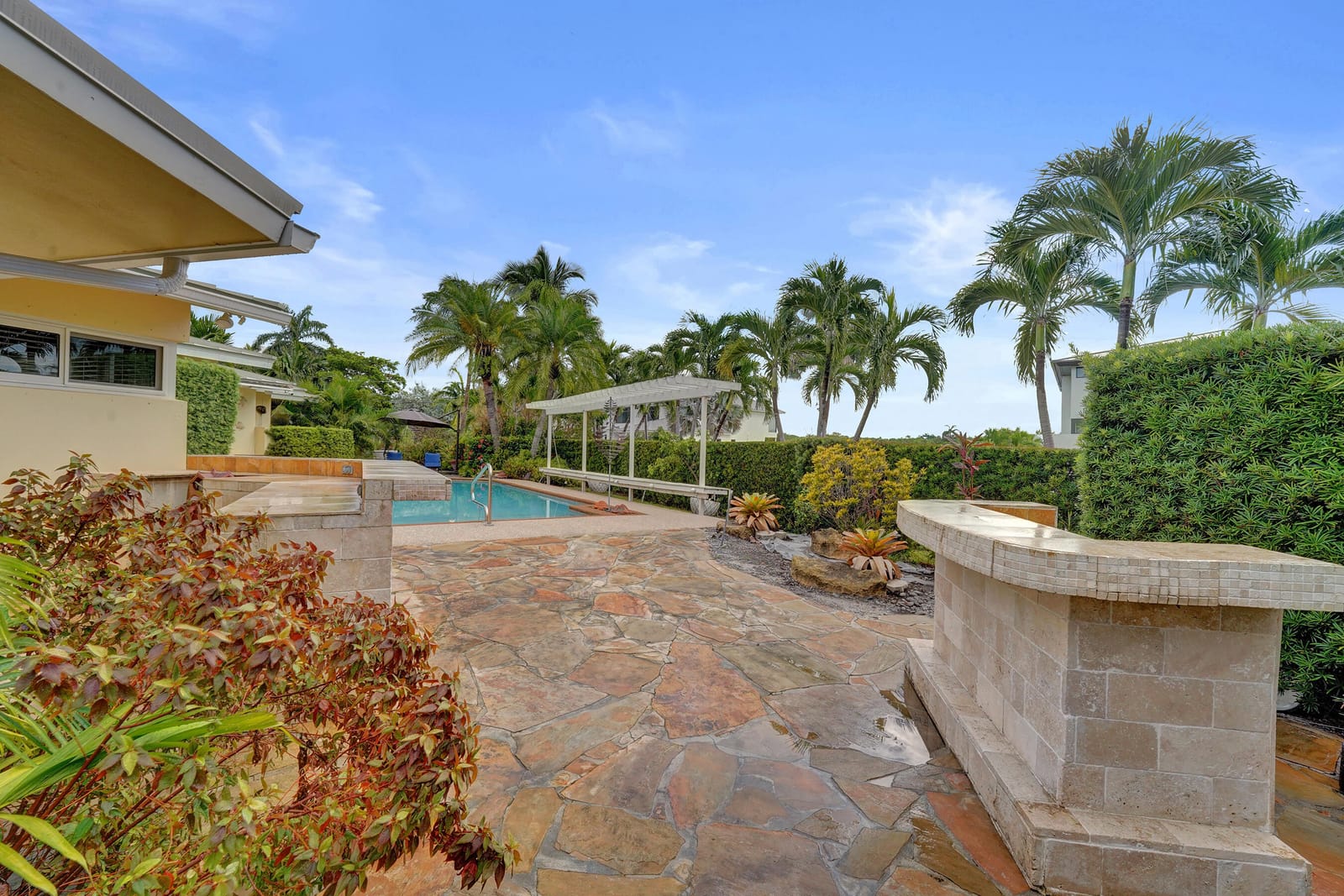 2001 Intracoastal Drive — photo 3