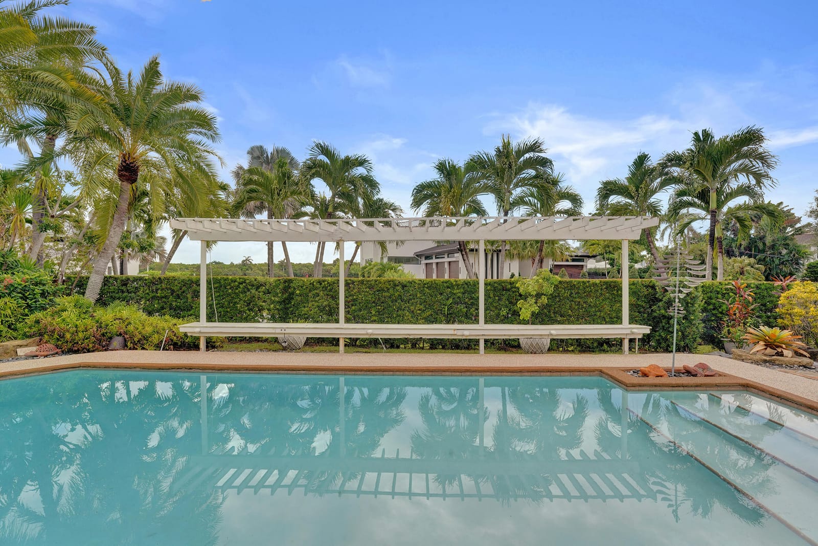 2001 Intracoastal Drive — photo 4