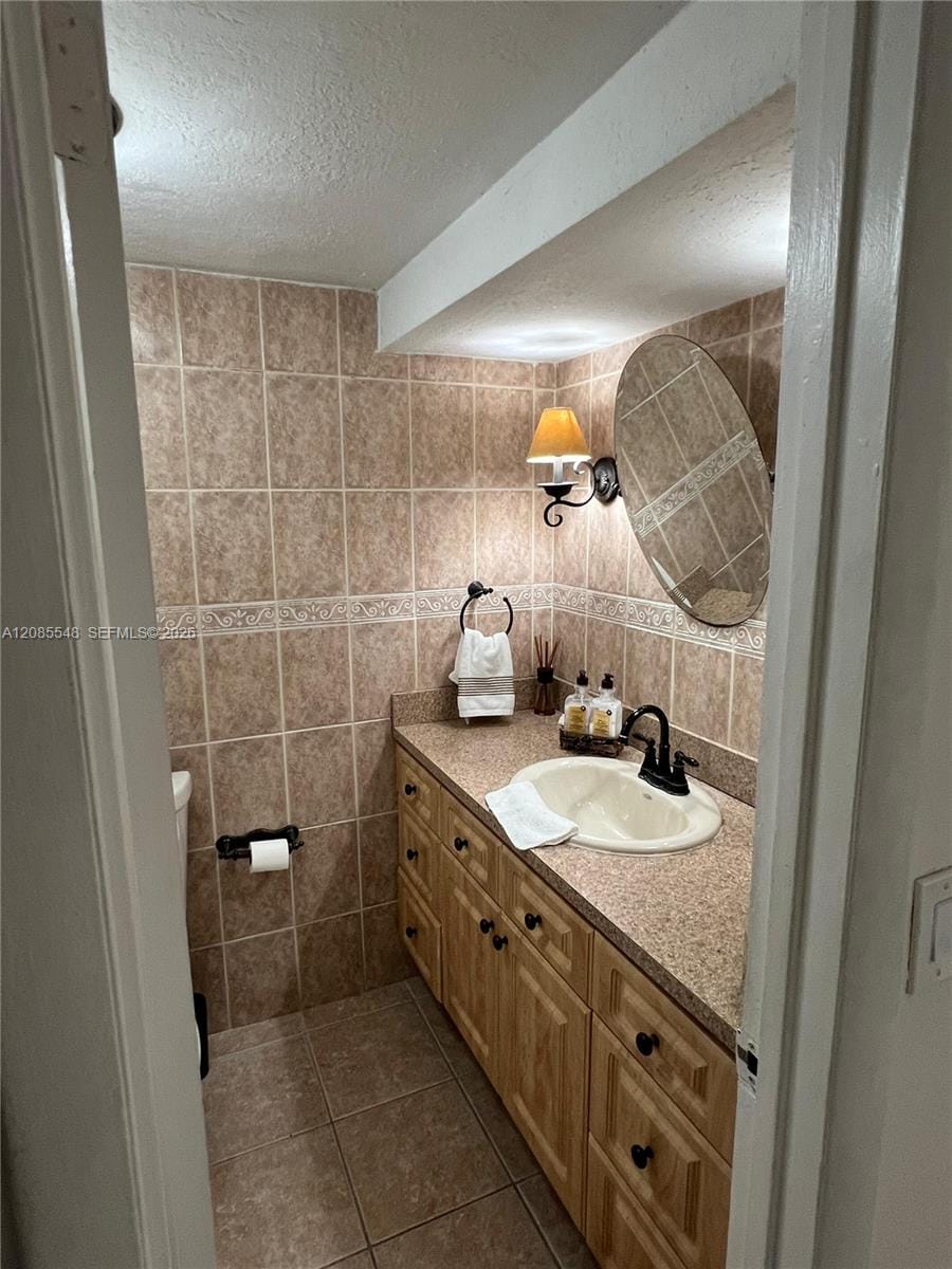 1900 W 68th Street F104 — photo 7
