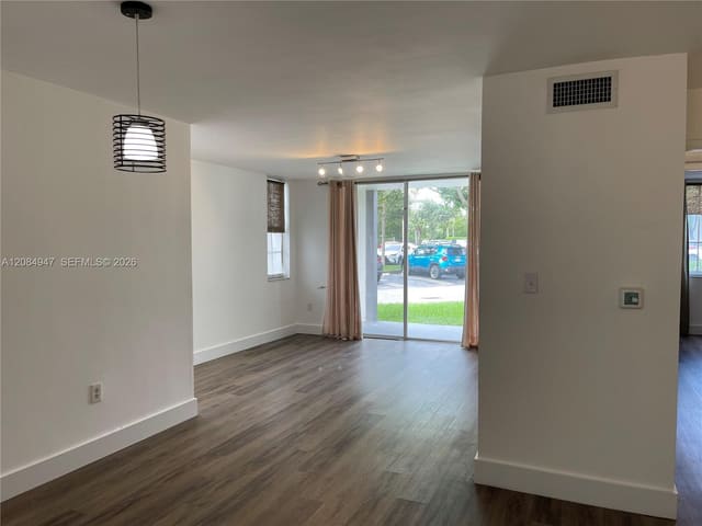 4350 NW 107th Avenue 101-2, Doral, FL 33178