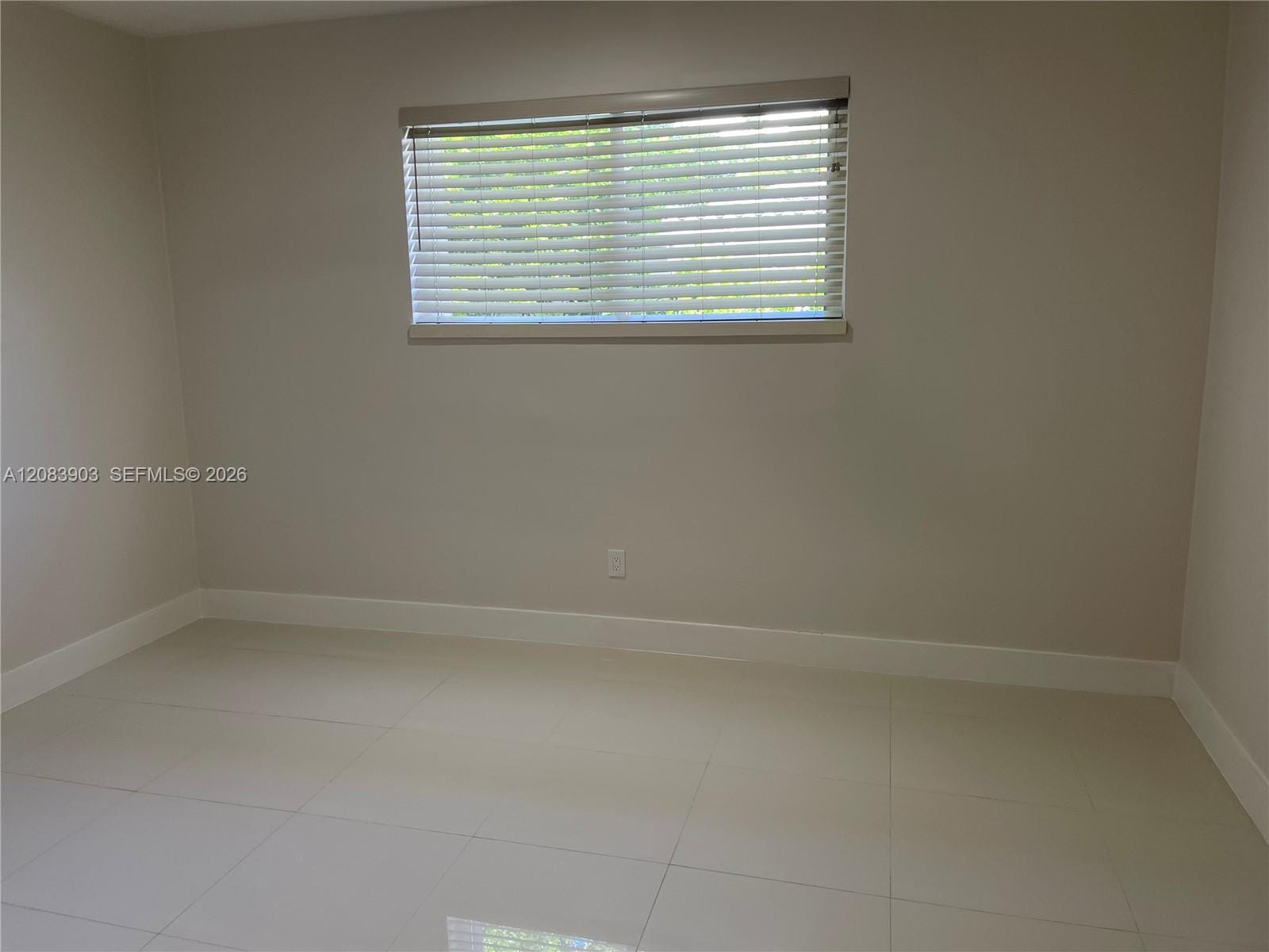 4555 N Jefferson Avenue, Miami Beach, FL 33140 photo 22