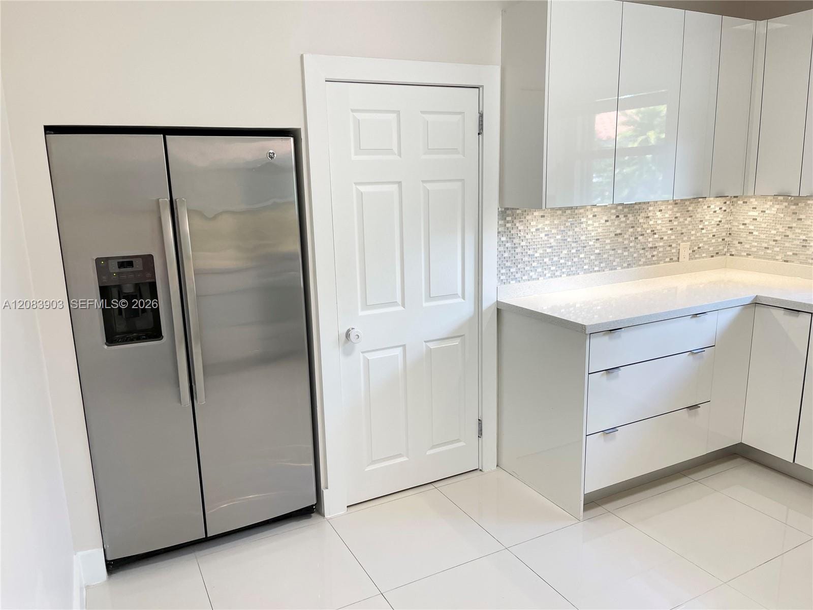 4555 N Jefferson Avenue, Miami Beach, FL 33140 photo 7