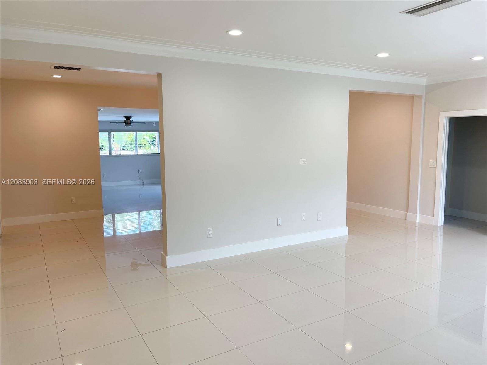 4555 N Jefferson Avenue, Miami Beach, FL 33140 photo 8