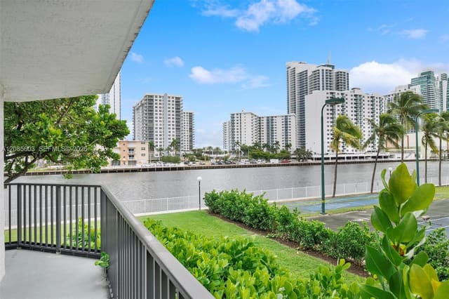 1000 Parkview Drive 220, Hallandale Beach, FL 33009
