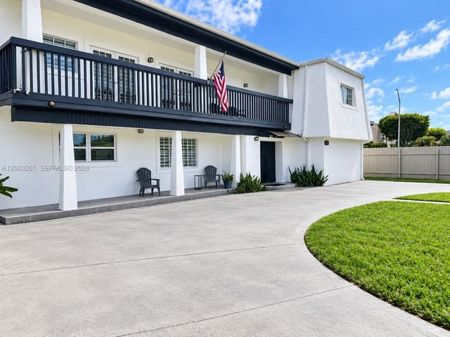 4120 NW 166th Street, Miami Gardens, FL 33054
