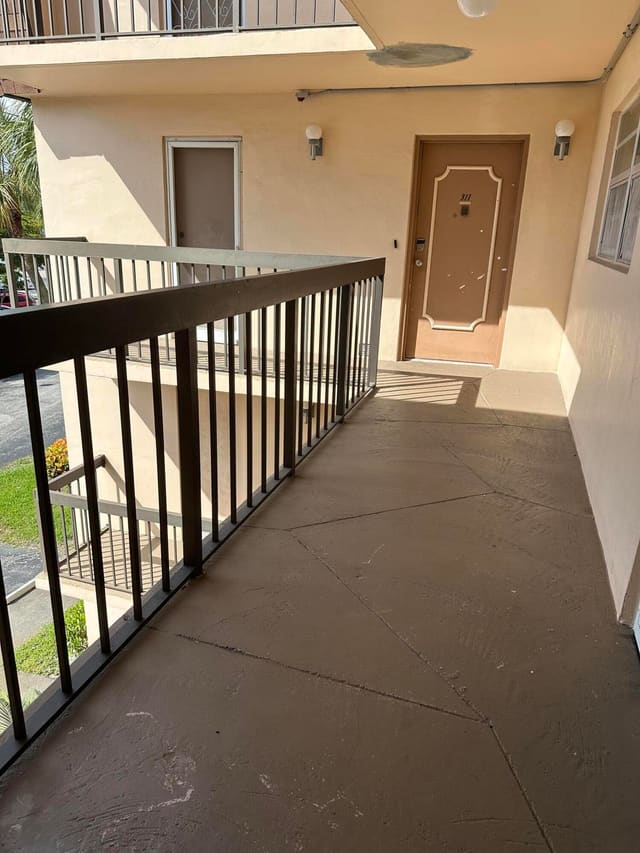 6200 NW 2ND Avenue NW 311, Boca Raton, FL 33487